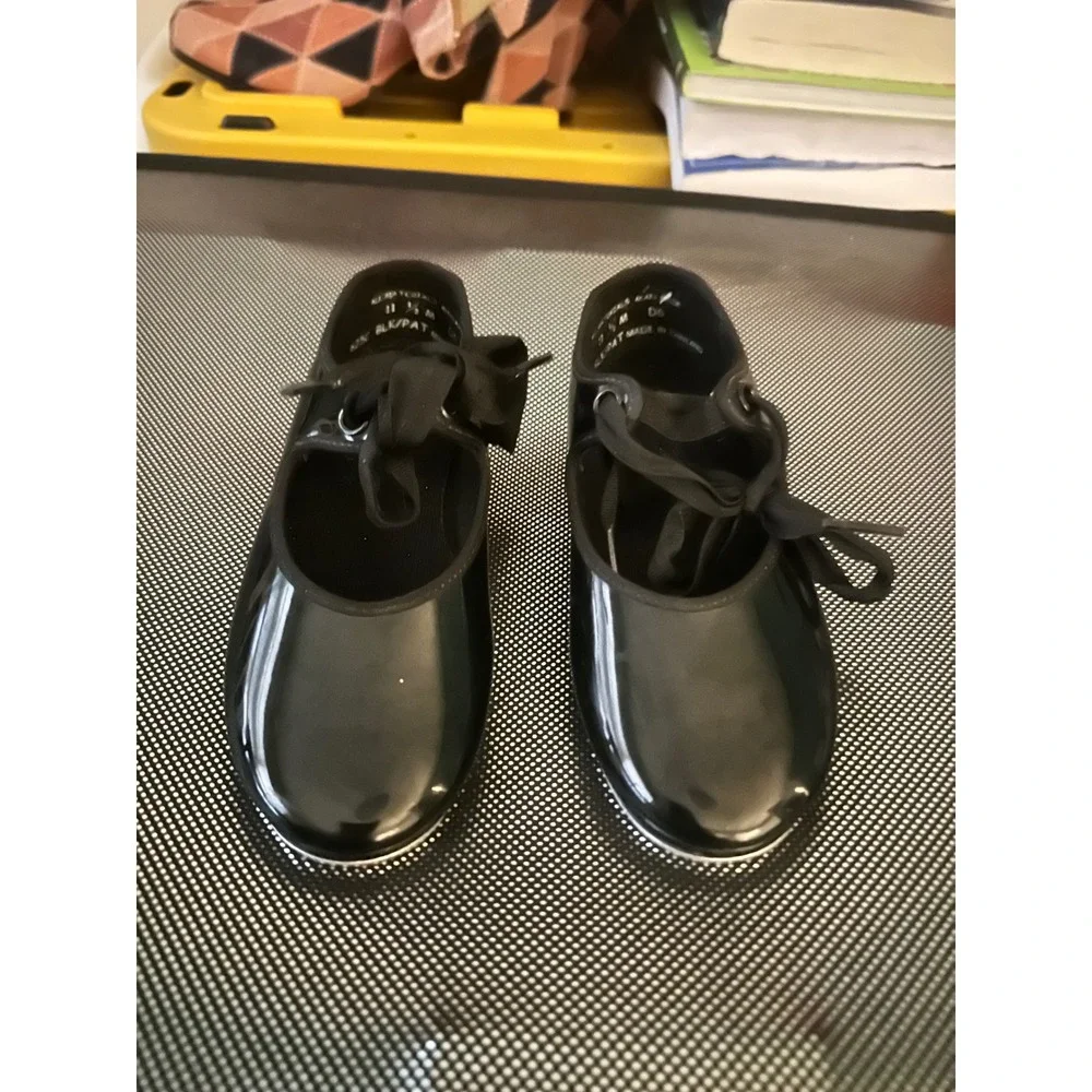 Capezio‎ Kids Black Patent Tap Shoes Size 11.5 M